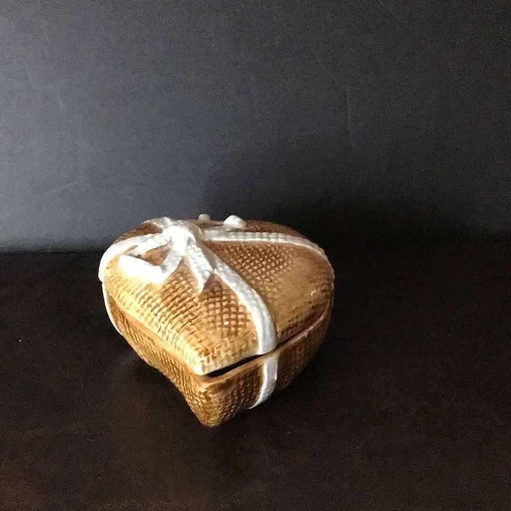 Vintage heart shaped Italian trinket box